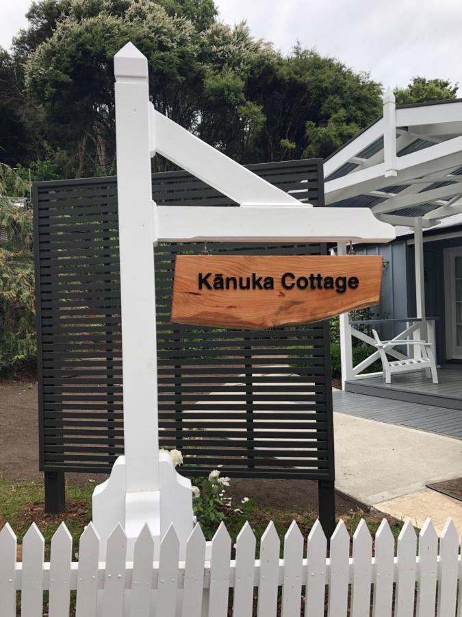 Kanuka Cottage - Tranquil And Relaxing Акароа Экстерьер фото
